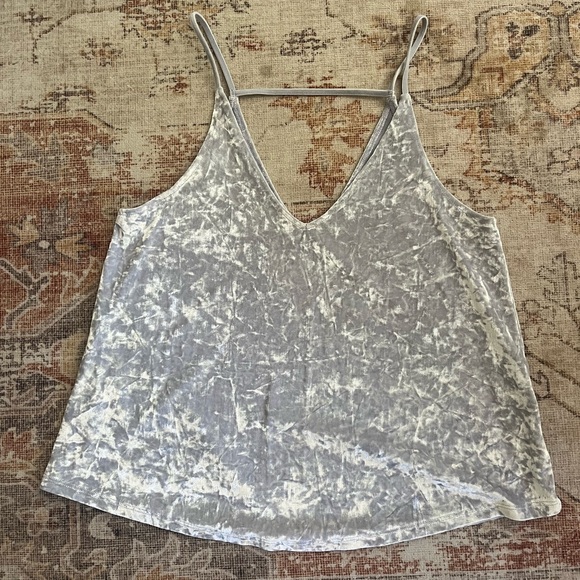 American Eagle cropped velvet tank - Picture 2 of 5